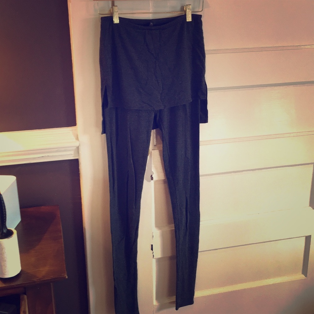 Skirt and leggings set